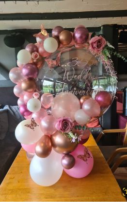 Picture of Bubble Hug display